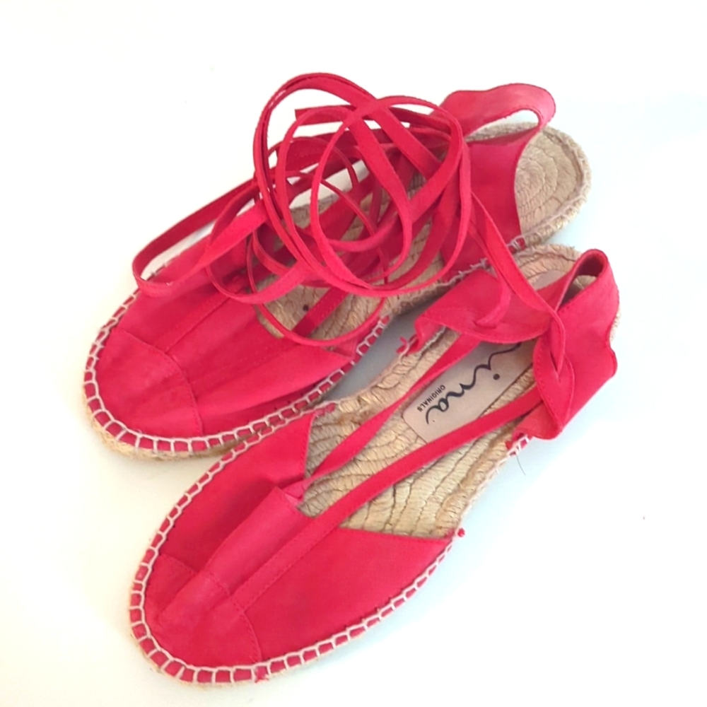 NINA ORIGINALS SUEDE ANKLE TOE ESPADRILLES 8.5